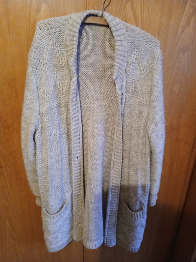 velká vlněná vesta  asi XL-XXL