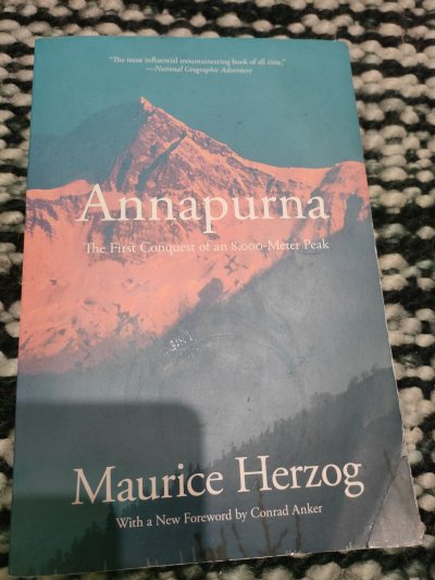 Kniha Annapurna (anglicky)