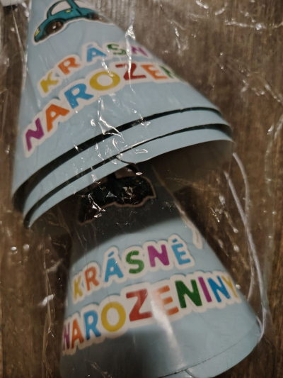 Kartonové kloboučky na oslavu