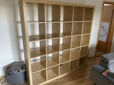 Knihovna Ikea