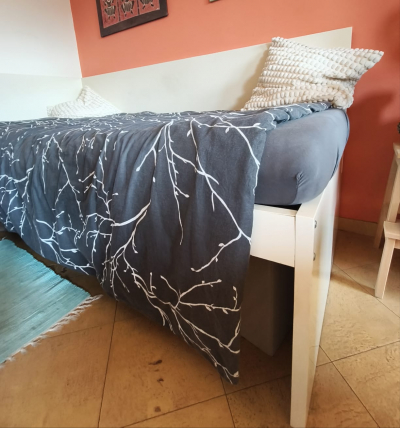 Postel IKEA Flaxa bílá