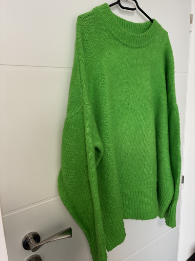 Oversize / tehotensky svetr Zara