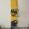 Snowboard s vázáním 160