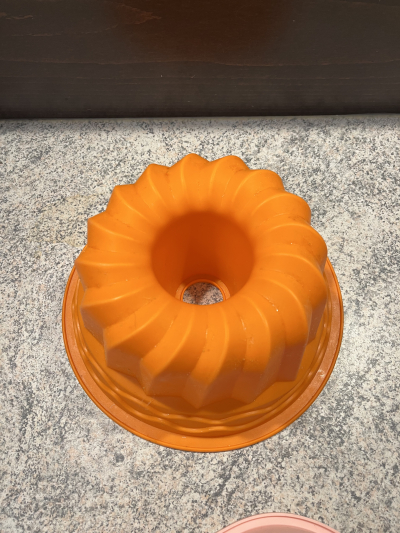 Silikonová forma oranžová