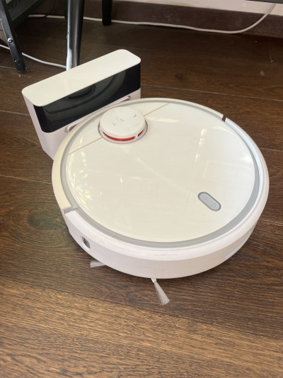 Xiaomi robotický vysavač – na opravu / díly
