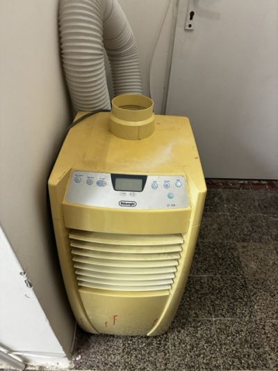 Mobilní klimatizace DELONGHI - CF208