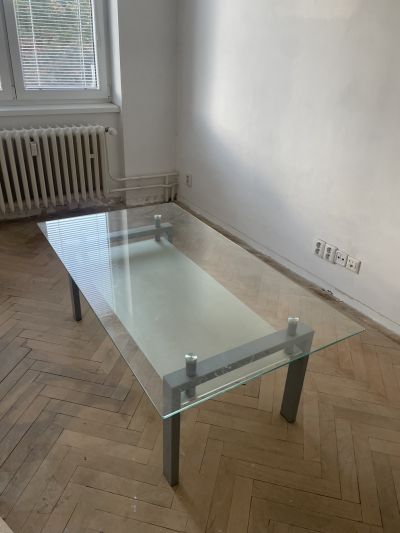 Konferenční stůl