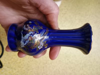 Vazicka asi 10 cm