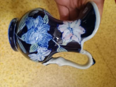 Vazicka asi 8 cm