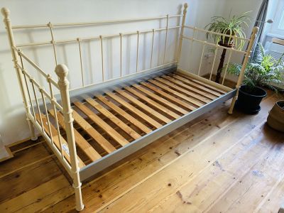 Postel IKEA 90x200, matrace a lůžkoviny za odvoz