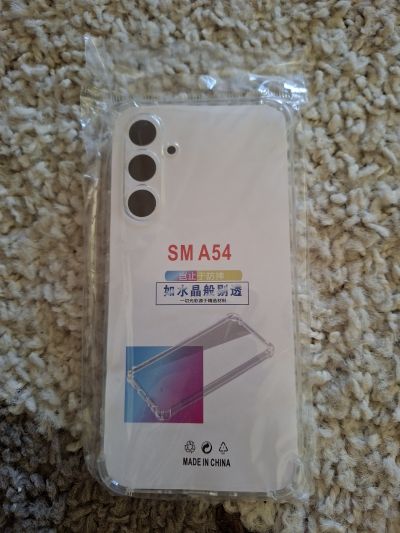 Nove pouzdro na Samsung A54
