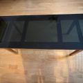 Konferenční stolek 140x50, výška 47cm