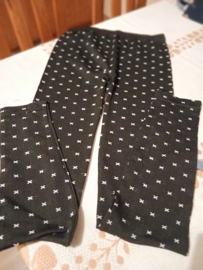 nenošené leginy S