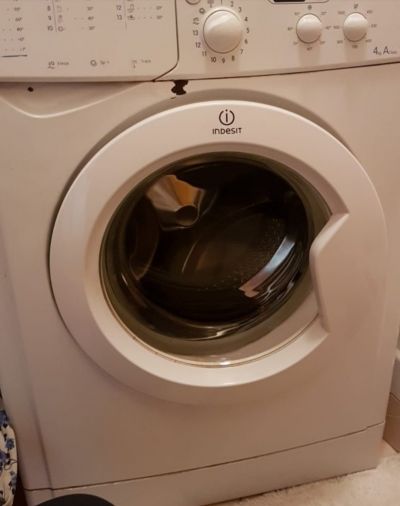 Pračka Indesit 4 kg