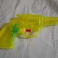 Pistolka žlutá