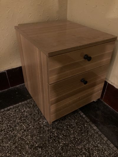 Noční stolek II.