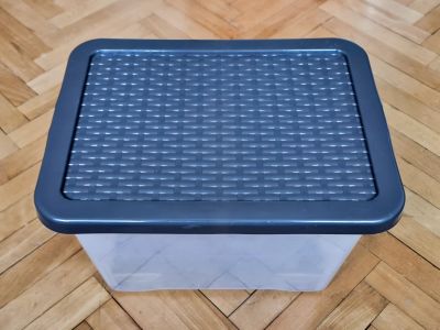 Plastové úložné boxy