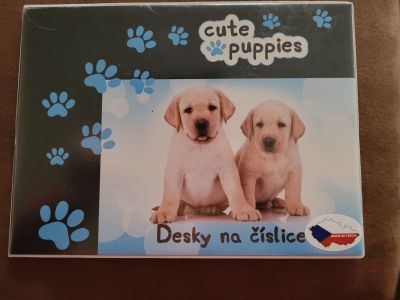 Desky na číslice se štěňaty