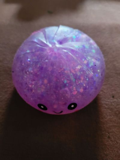 Relaxační mačkací koule
