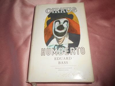 Daruji knihu Cirkus Humberto