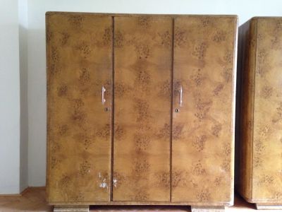 Daruji dřevěné, šatní skříně. 