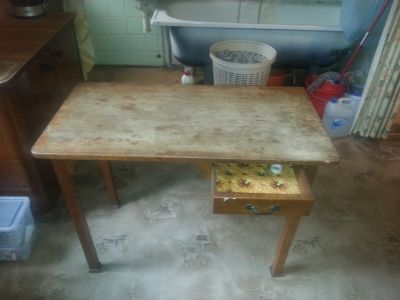  stolek na počítač 