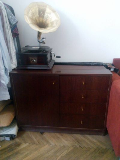 3 skříně (obývací stěna)