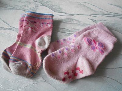 Dvoje růžové ponožky