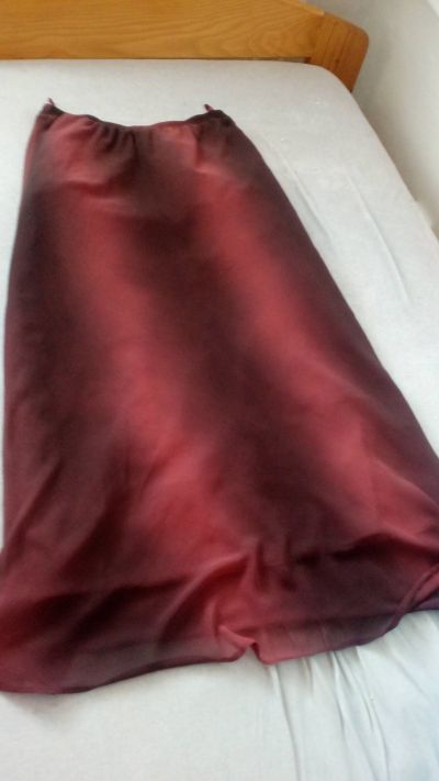 Dámská sukně, velikost č. 46