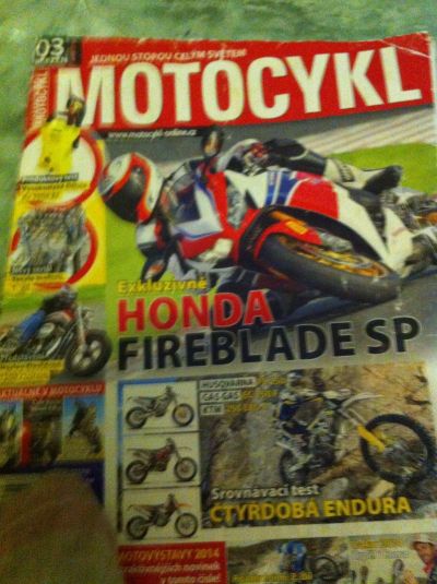 časopisy Motohouse a Motocykl
