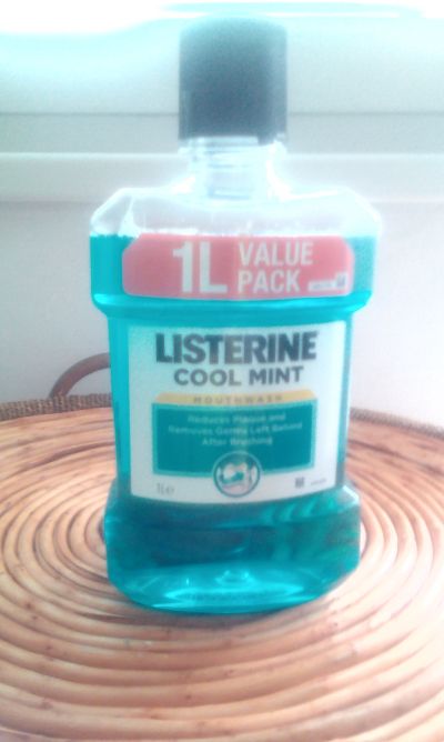 Ústní voda Listerine