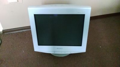 CRT SONY Monitor