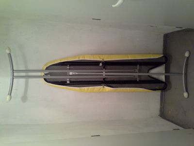 Žehlicí prkno poškozené