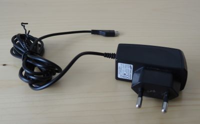 Nabíječka na telefon (micro USB)