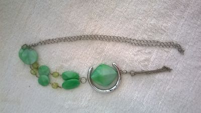 dlouhá náhrdelník zelený
