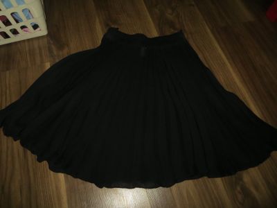 Skládaná černá sukně, průhledná, S/M