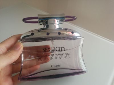 parfémovaná voda Sex in the city, 80%