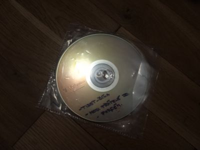 CD s třemi filmy