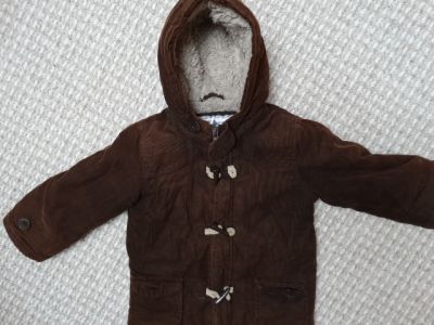 Zimní kabátek Mothercare pro nenáročné