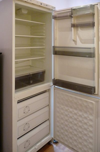 Funkcni lednice Siemens