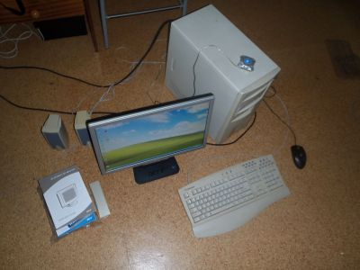 Daruji starší funkční počítač