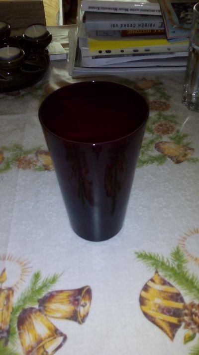 Vínová sklenice