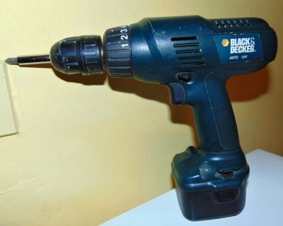 Aku vrtačka Black & Decker 