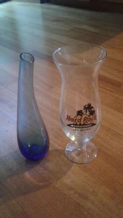 Váza a koktejlová sklenice