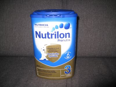 Mléčná výživa Nutrilon