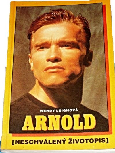 Kniha Arnold: Neschválený životopis