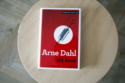 Kniha Zlá krev (Arne Dahl)