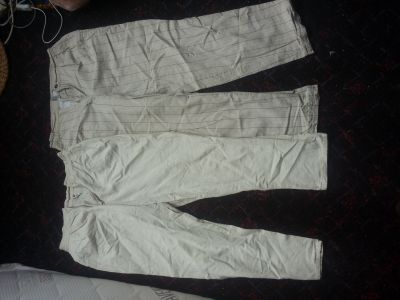 2x plátěné kalhoty