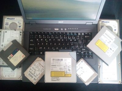 Sháním stará PC / Notebooky a související díly