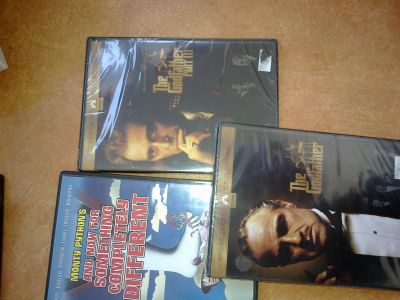 DVD - tři filmy v angličtině,